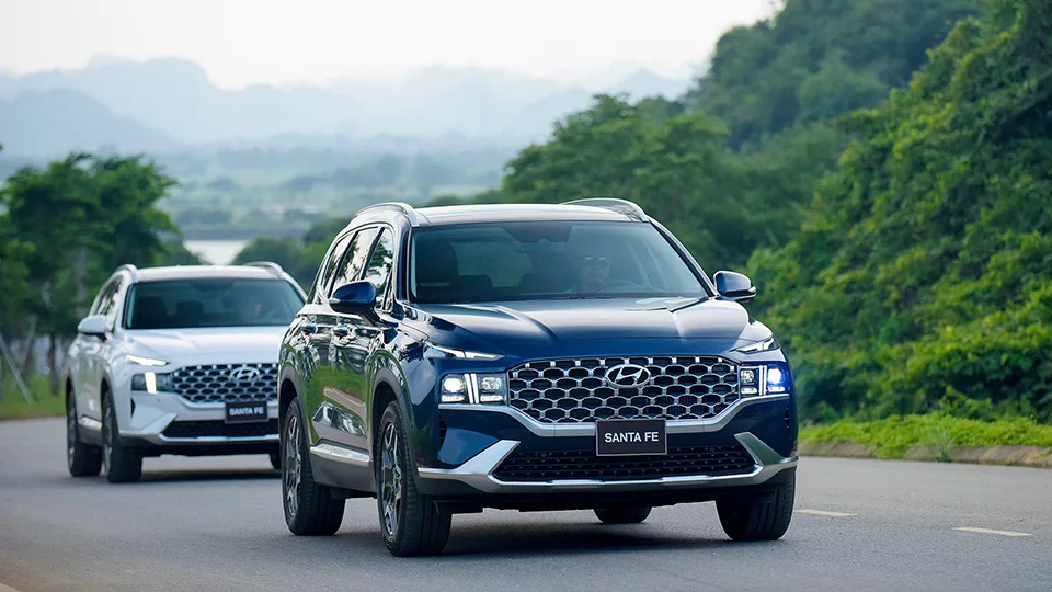 Hyundai Thành Công điều chỉnh giá bán lẻ khuyến nghị cho Tucson và Santa Fe